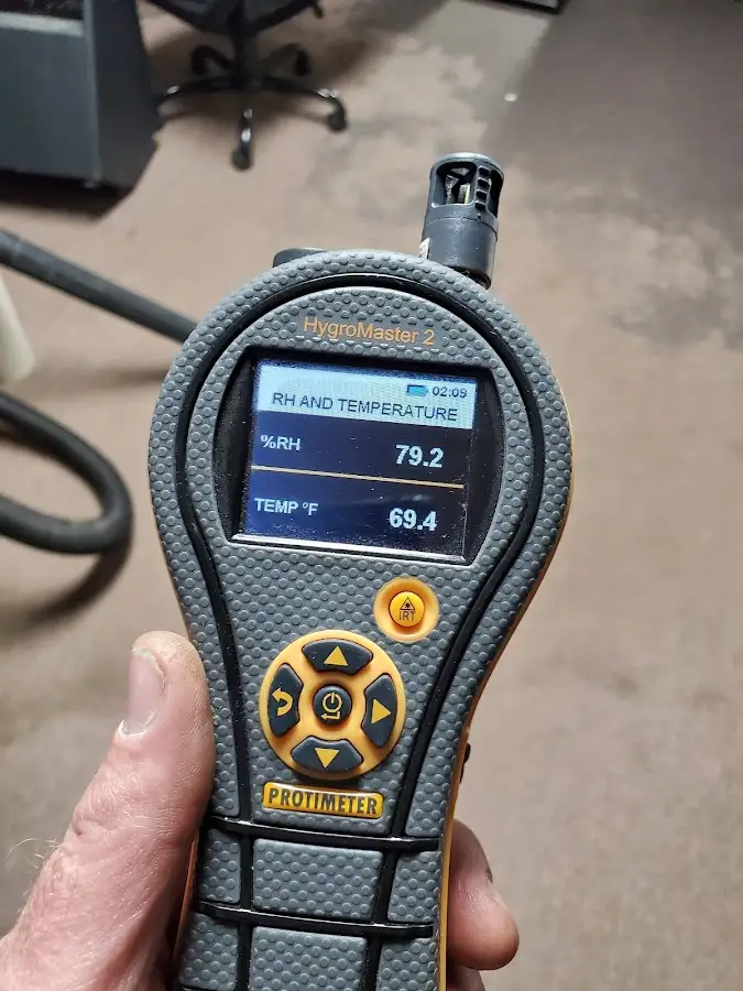 Moisture meter humidity assessment for Mold Remediation & Removal in Fort Lauderdale